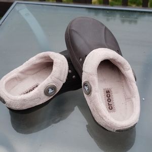 Crocs lined womens size 6.5